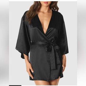 La senza satin robe